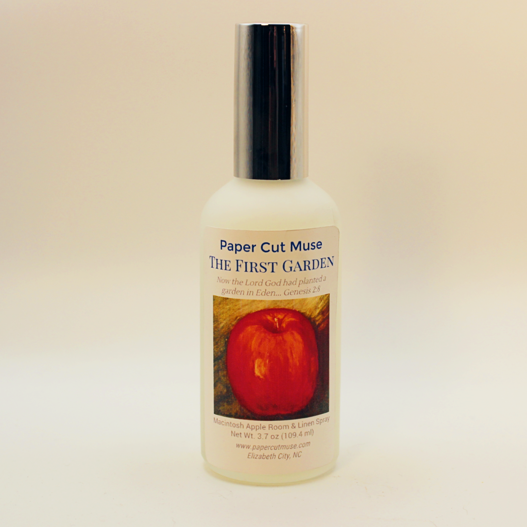 The First Garden Room & Linen Spray – 8 oz Macintosh Apple Scent  USA Made